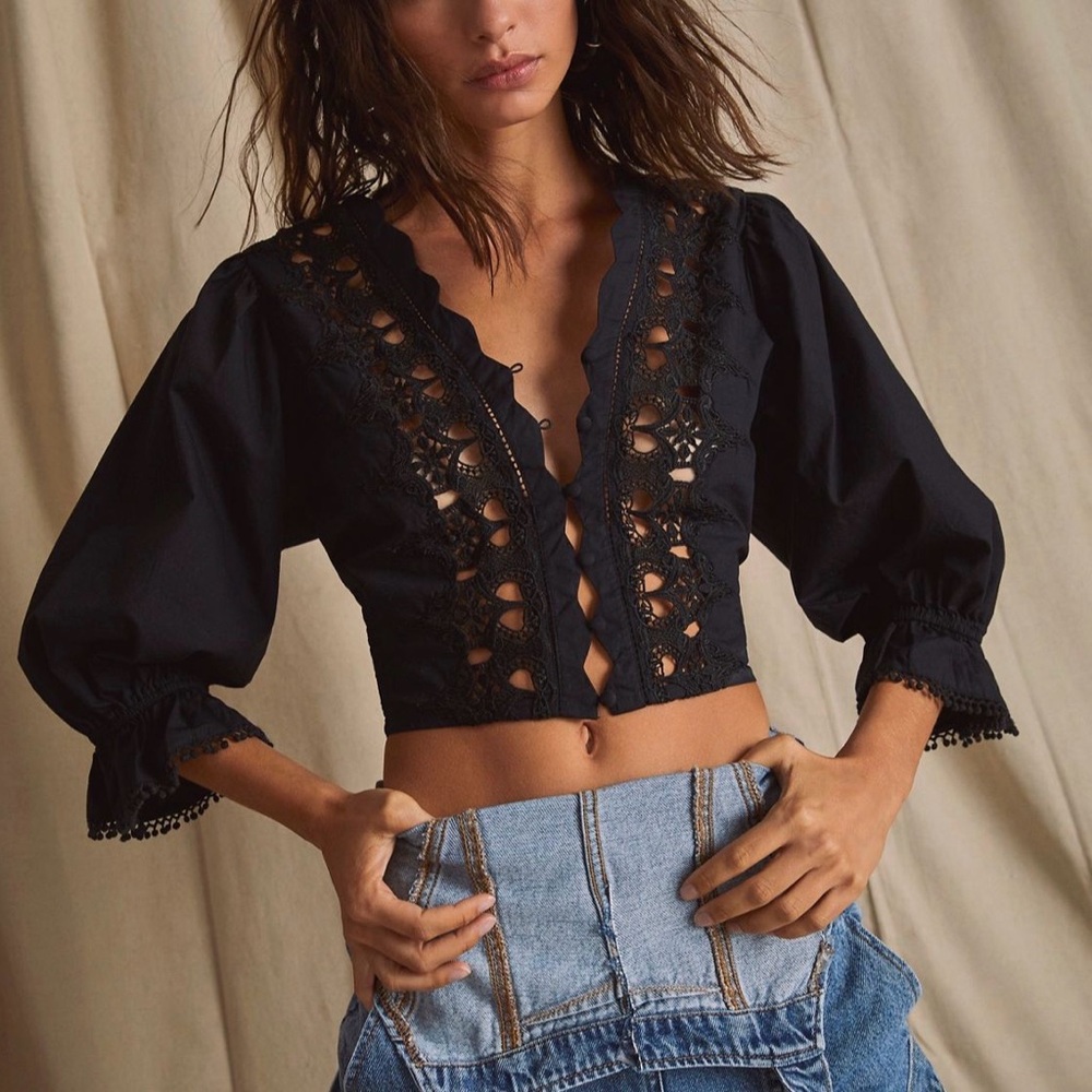 Free People Louella Embroidered Top NWT Black Cotton Cropped Scalloped L